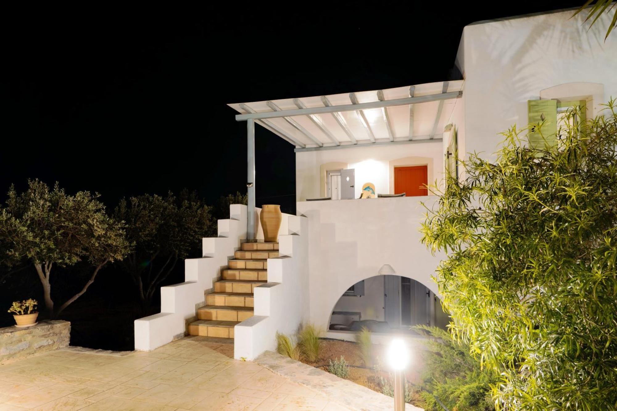 Callisto Houses * Marpissa