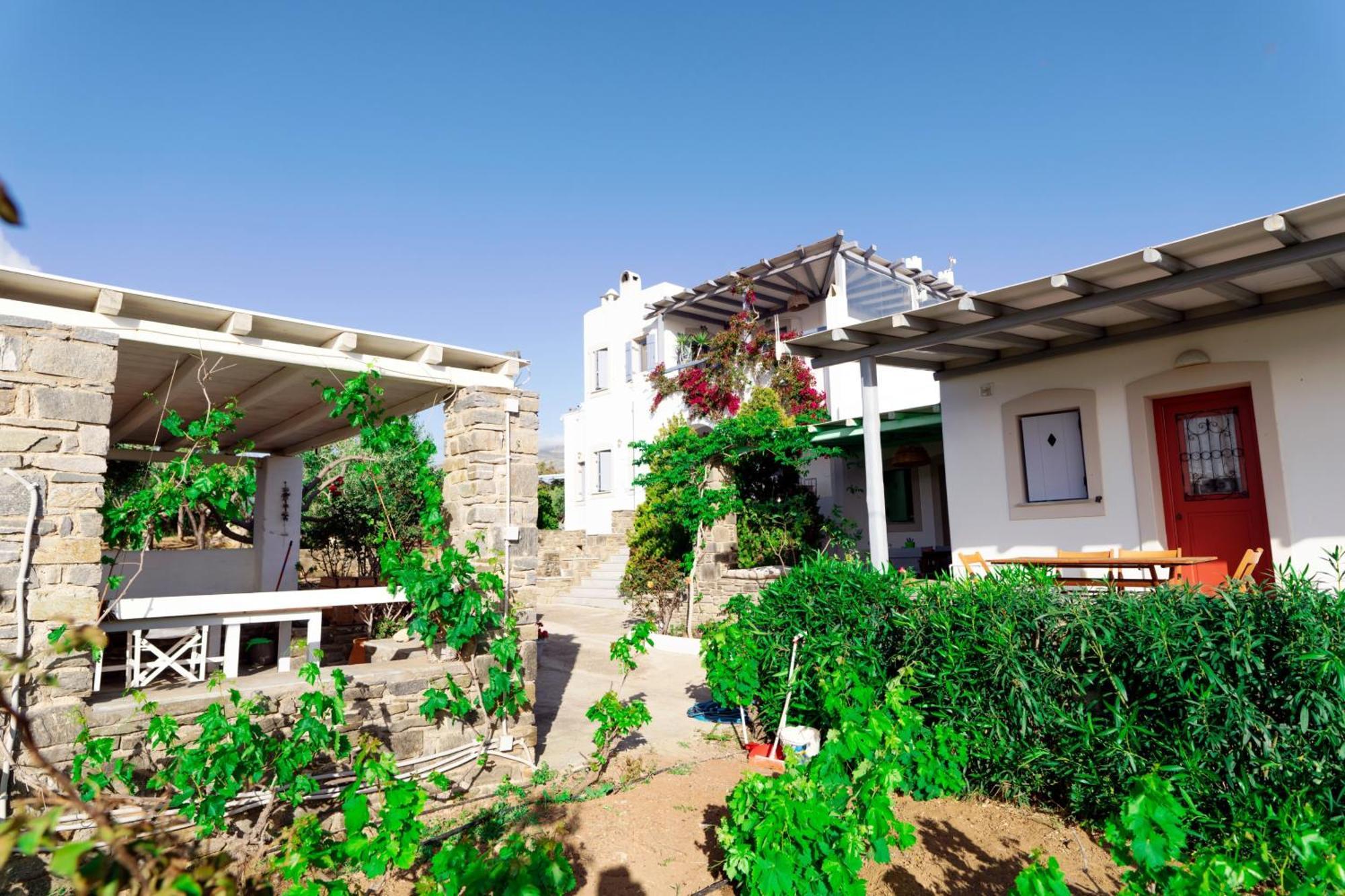Callisto Houses
