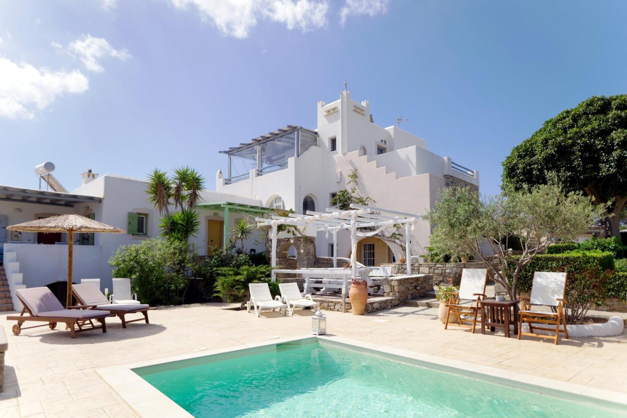 Callisto Houses Marpissa